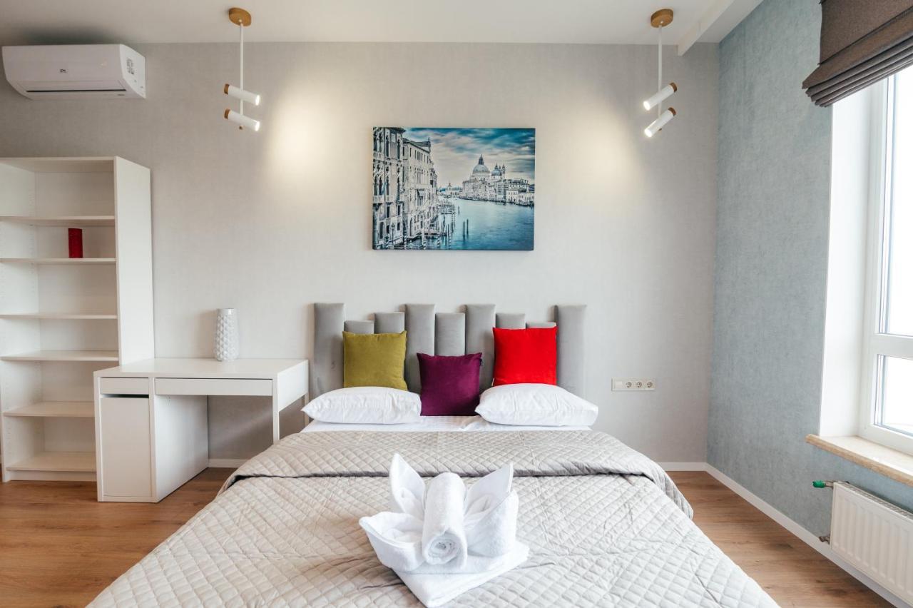 Pearl Premium Apartments 3 Kiev Esterno foto