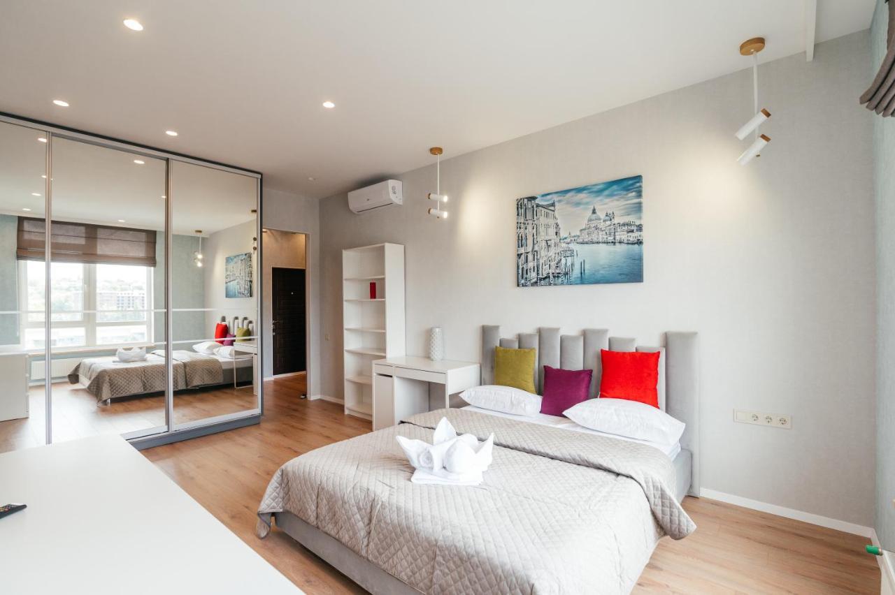 Pearl Premium Apartments 3 Kiev Esterno foto